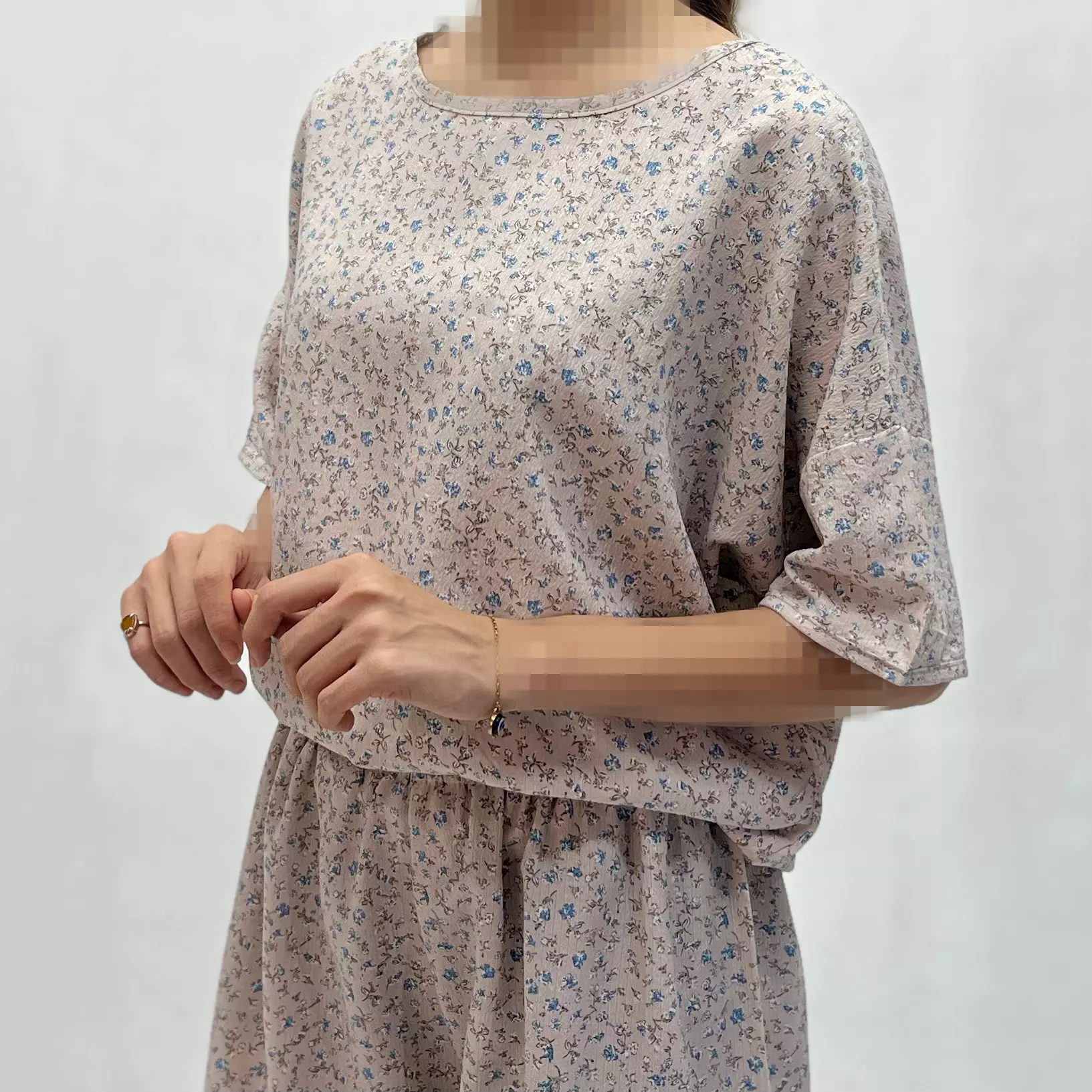 ست تیشرت و شلوار زنانه نخی گلدار 0011526153